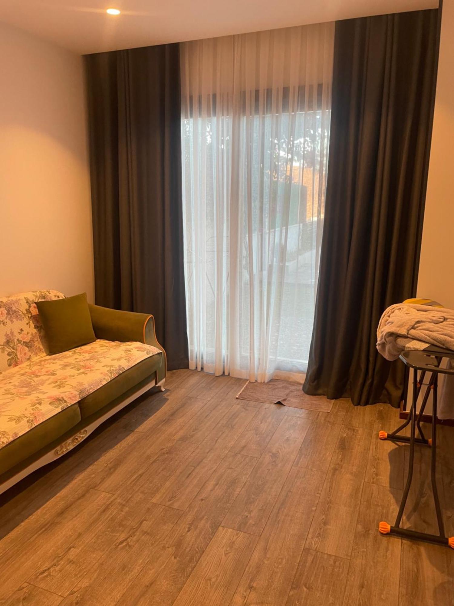 Villa Havuzlu Ve Jakuzuli Lueks